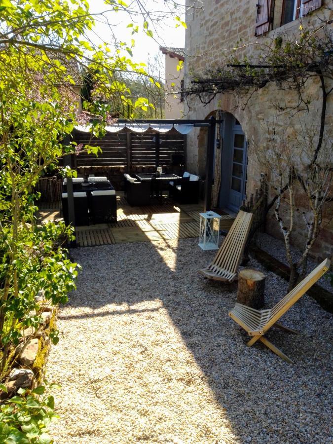Au Gre Du Lot Bed and Breakfast Le Bourg Buitenkant foto